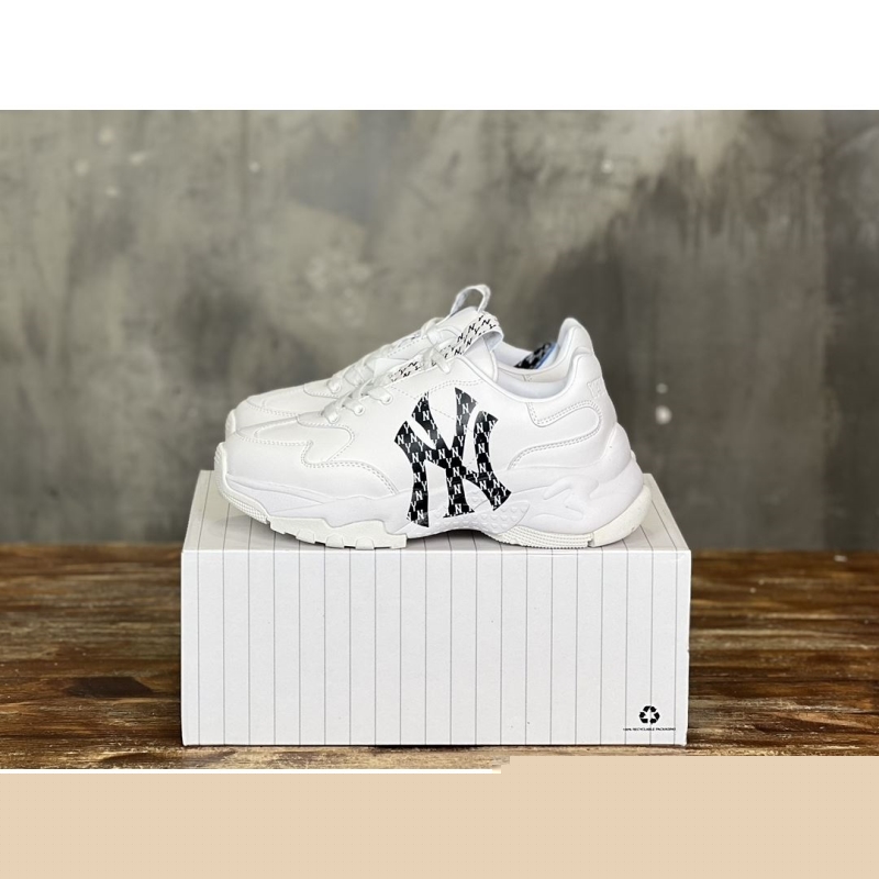 G*u*i sneakers